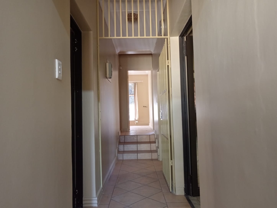 To Let 3 Bedroom Property for Rent in Safari Gardens North West